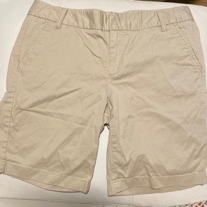 Caslon Beige Shorts - Size 6